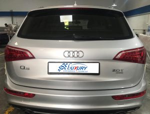 audi q5 fixed back