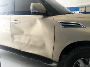nissan patrol right side accident before repair picture 3