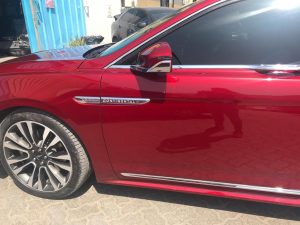 lincoln continental dubai after accident repair 2